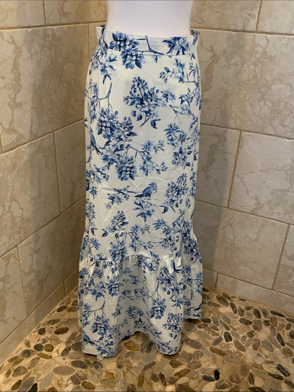 Antonio Melani x Born on Fifth White & Blue Hannah Floral Poplin Maxi Skirt - Picture 2 of 8